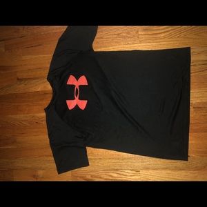 Under Armor tee